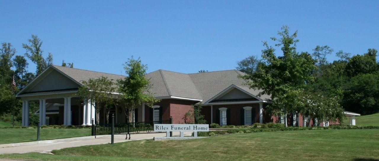 Funeral Home in Vicksburg, MS | Fisher-Riles Funeral Home