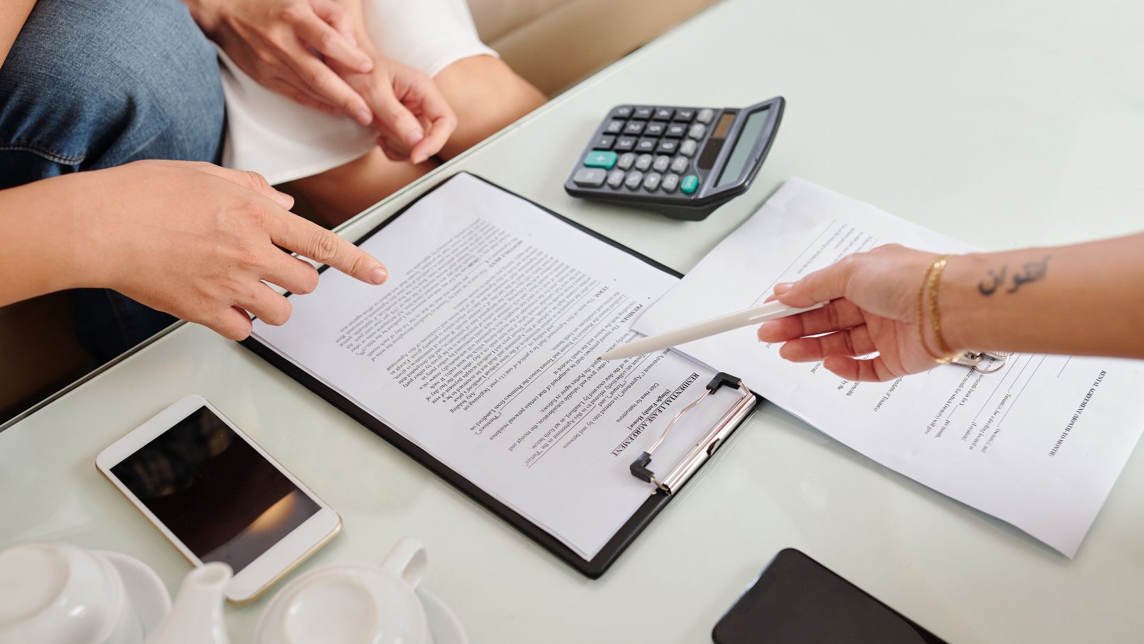 signing a lease