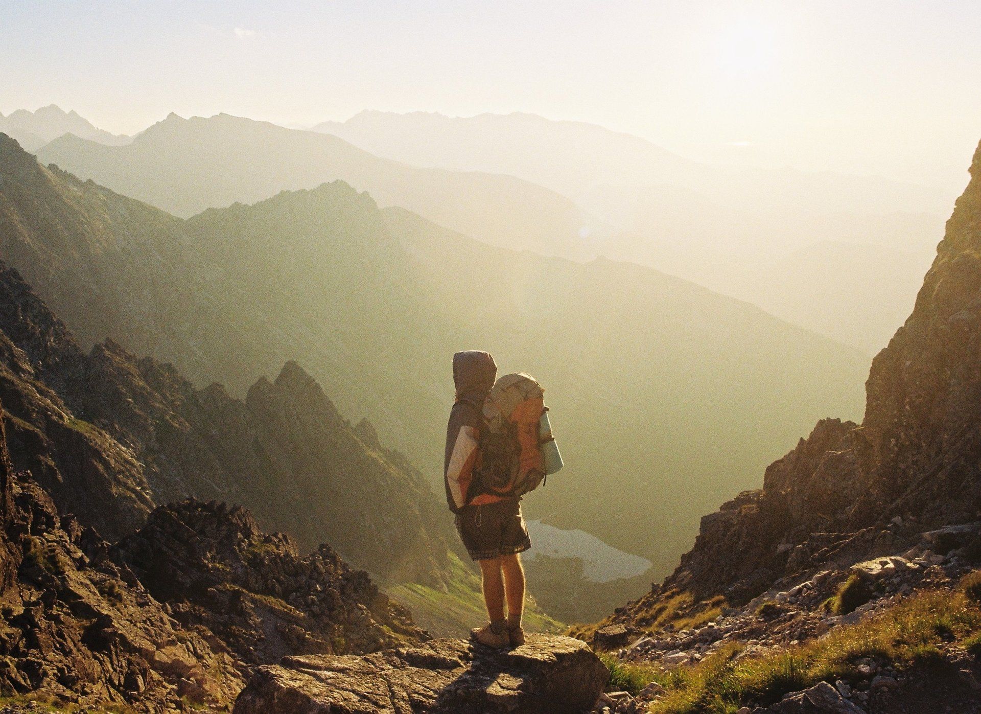 Explore Fann Mountains!