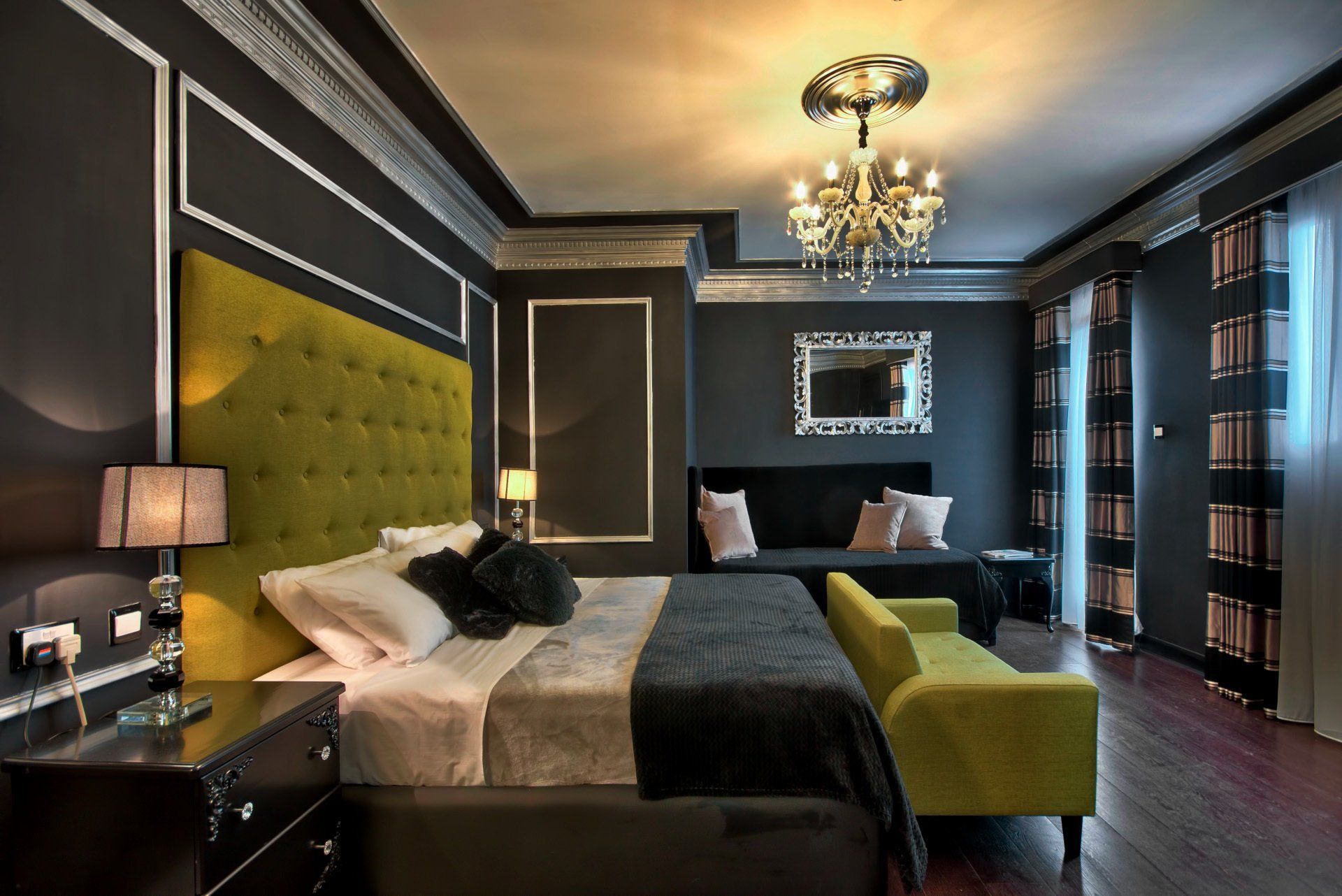 BLack luxury room