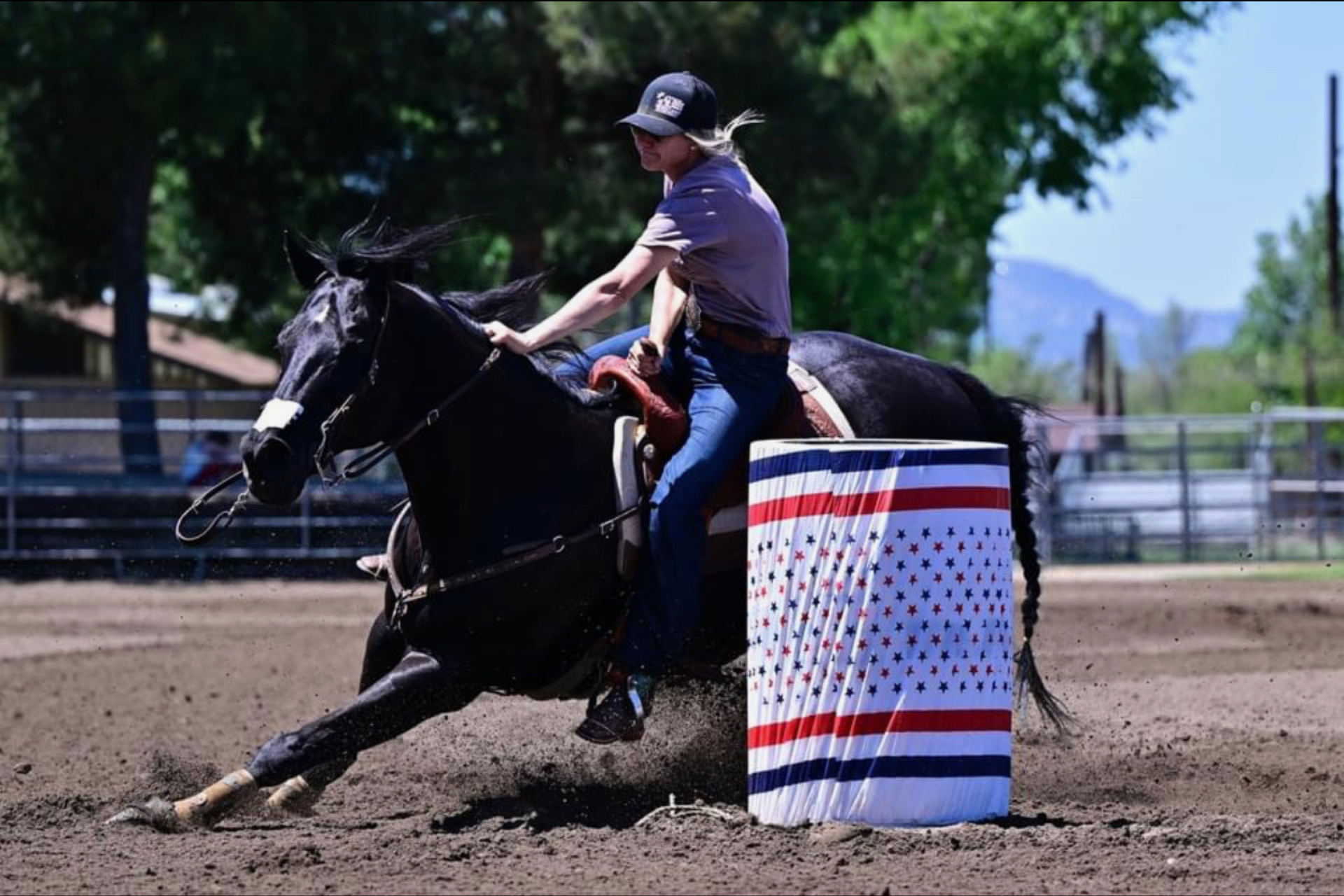 Barrel_Racing image