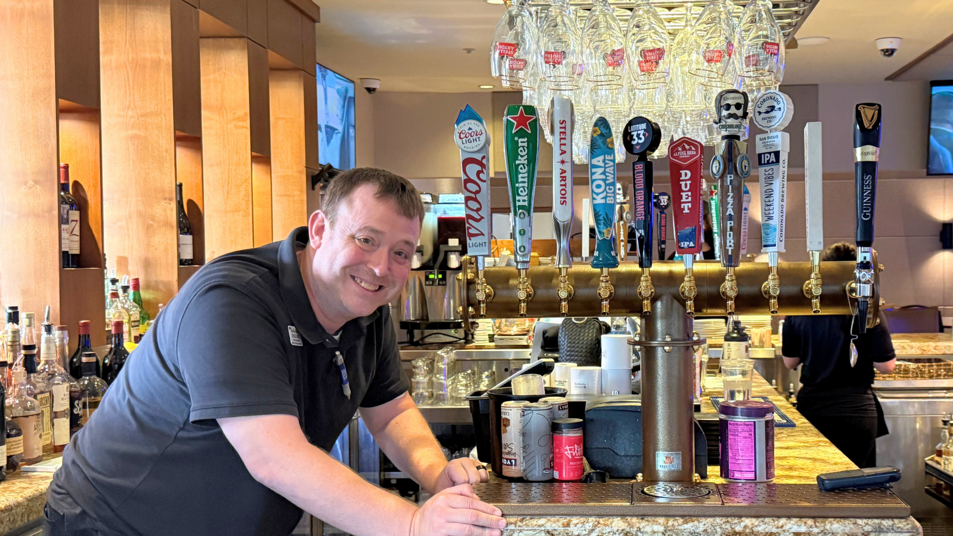 Chuck-b9e74919 image