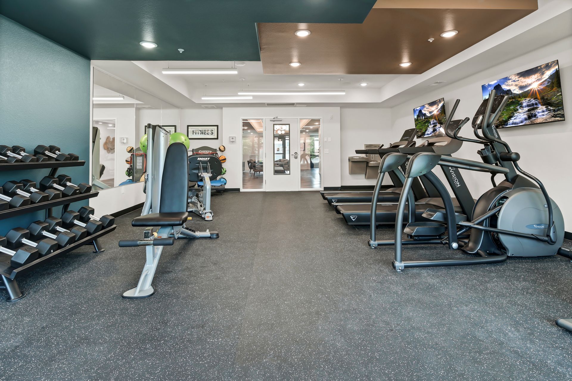 Apartment Gallery Quest Apartments, Rogers, MN