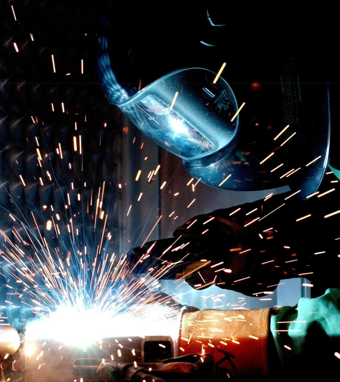 metalworking sparks and dust 
