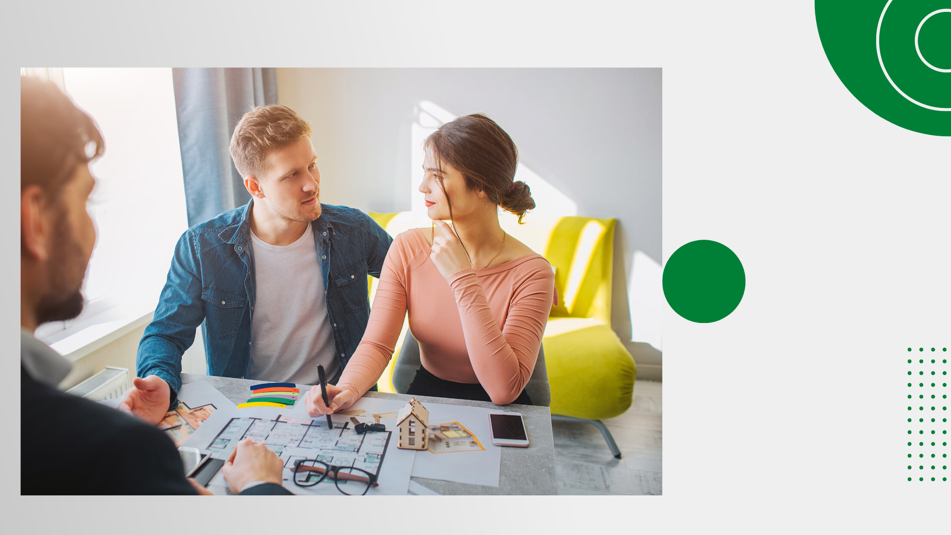 Husband and wife decising on home buying or renting.