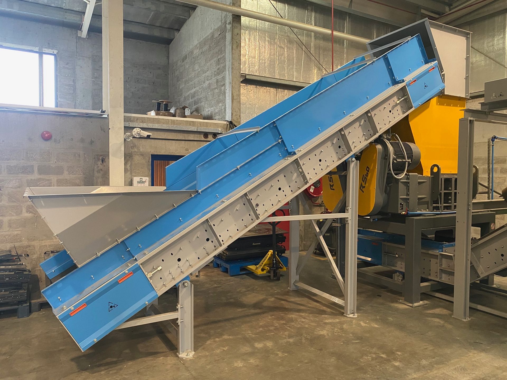 Hammer mill omecha