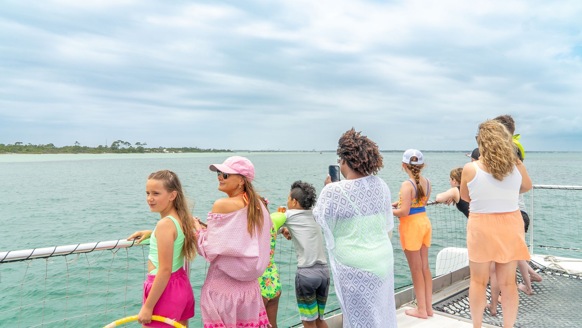 Family Dolphin cruise Catamaran