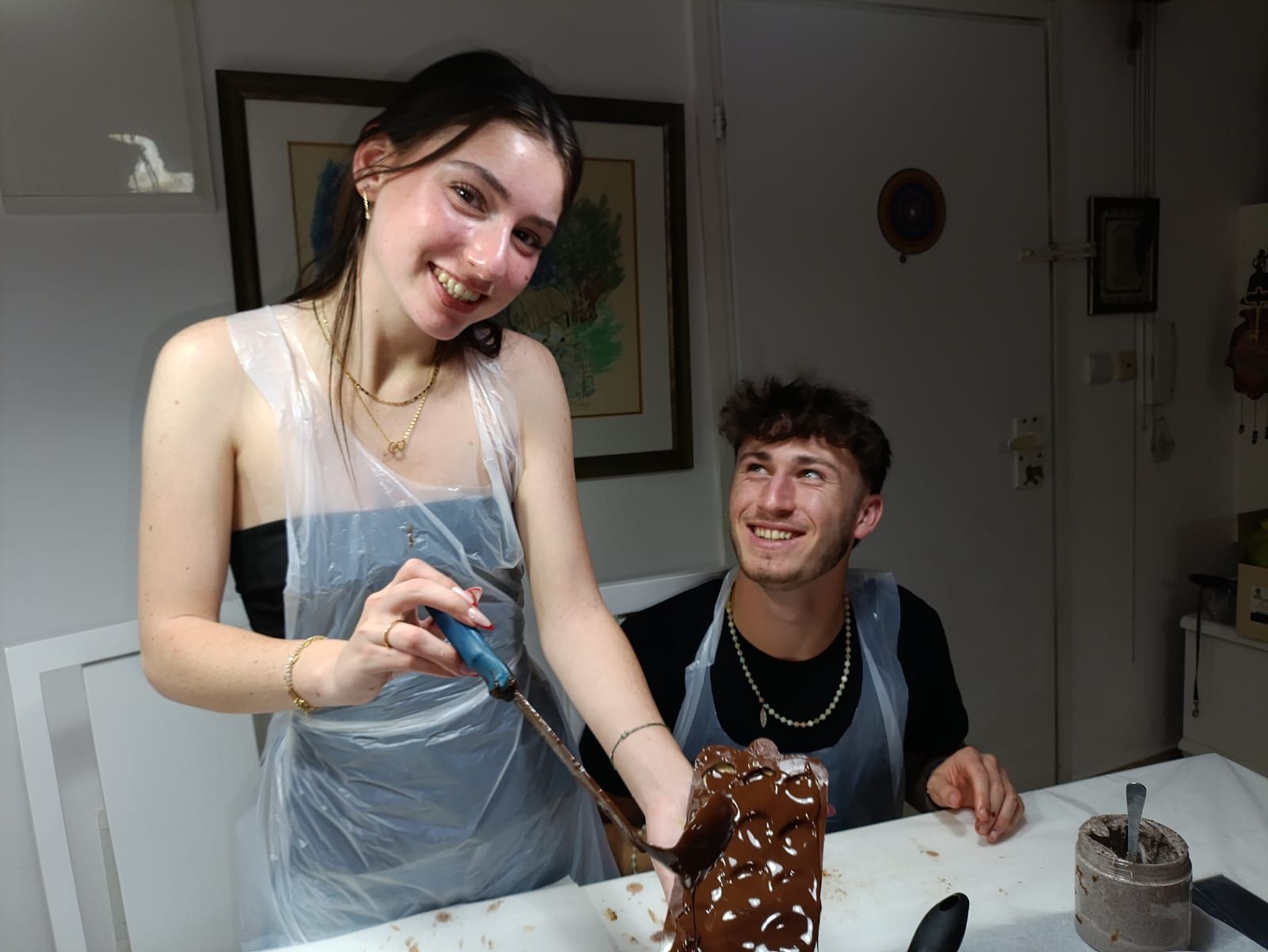 זה לא סוכריות זה חומר גלם