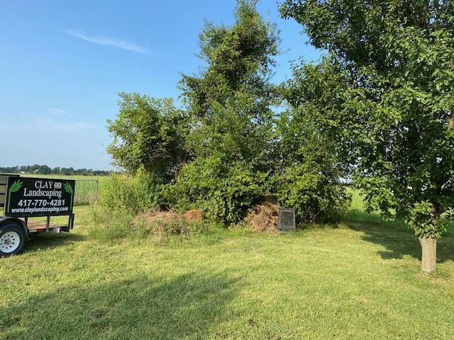 Sunny Green Fields | Bolivar, MO | Clay Landscaping, LLC