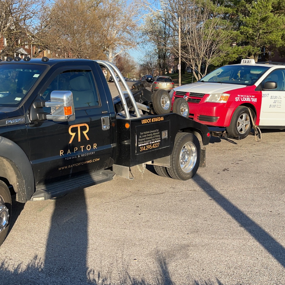Towing & Recovery St. Louis, MO Raptor Towing & Recovery