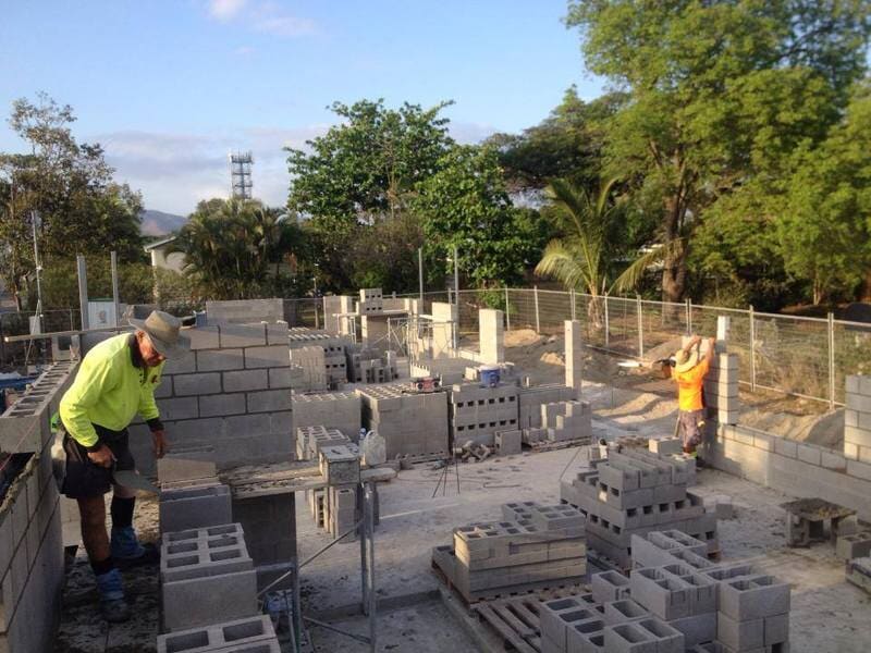 Feature Brickwork — Bricklayer in Green Bank, QLD