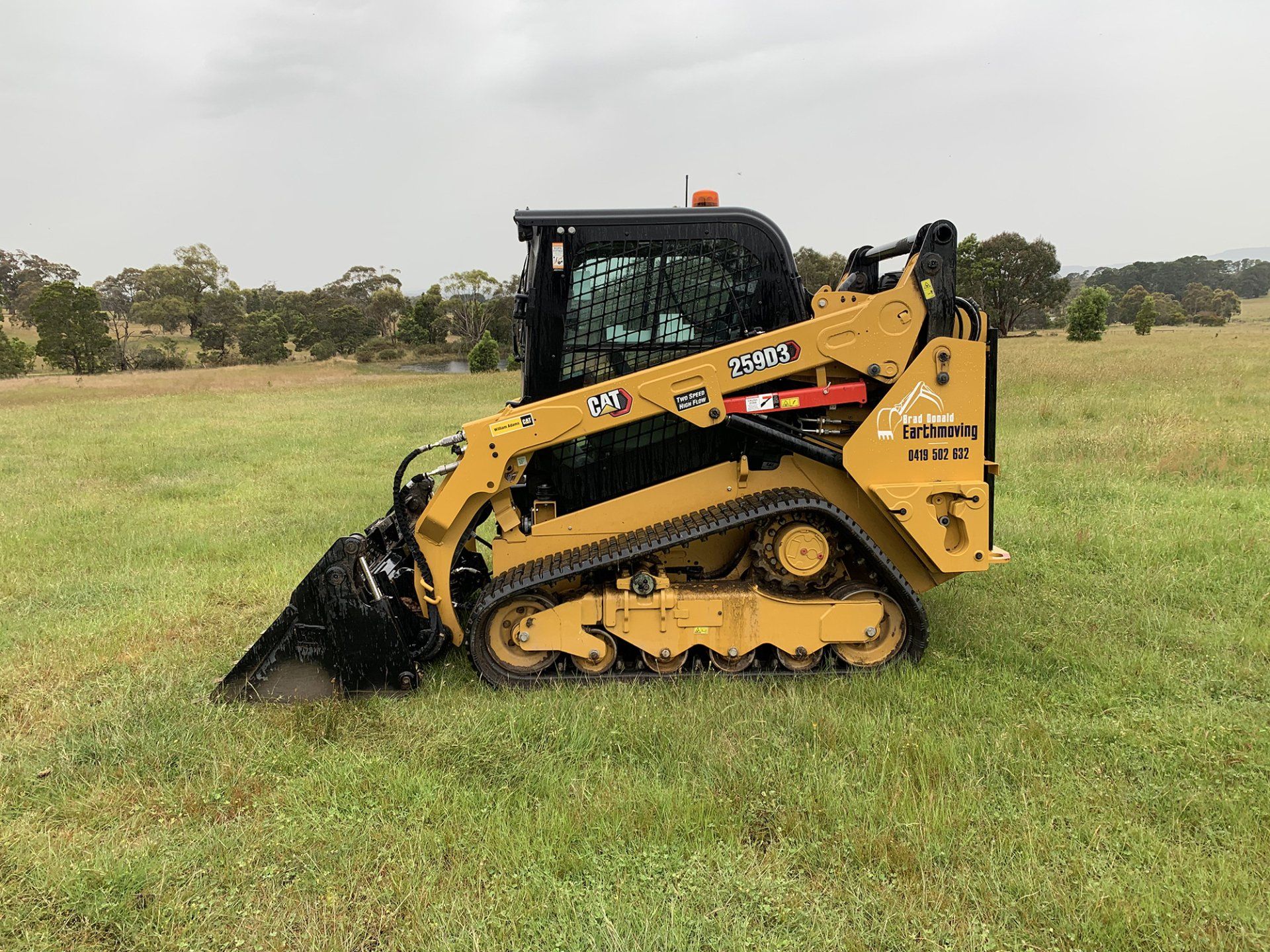 Hitachi Excavator — Ballarat, VIC — Brad Donald Earthmoving