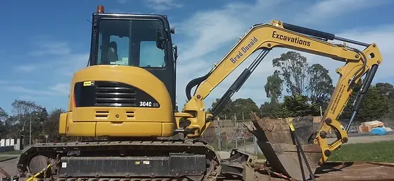 Hitachi Excavator — Ballarat, VIC — Brad Donald Earthmoving