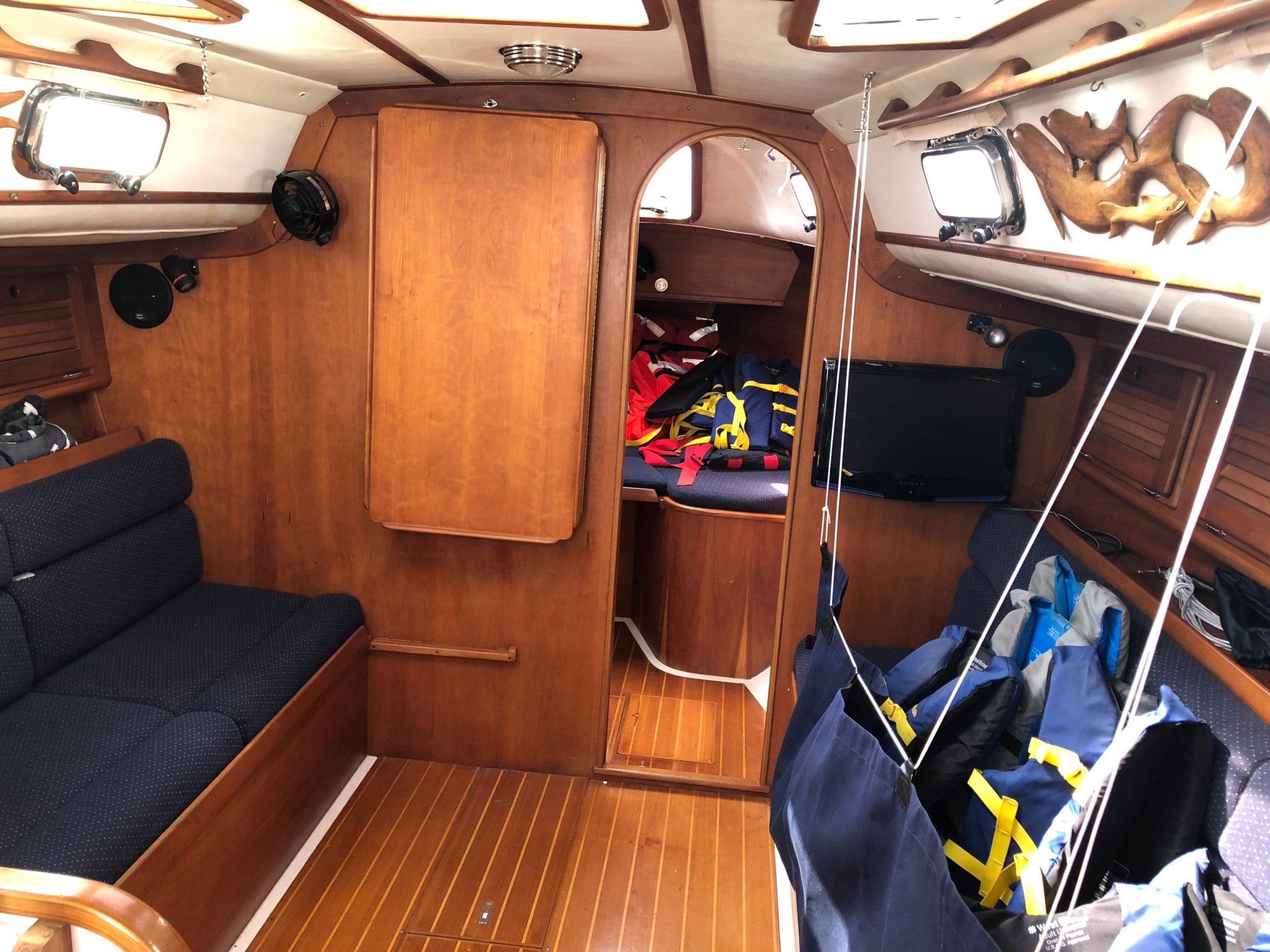 Interior or Mahalo.