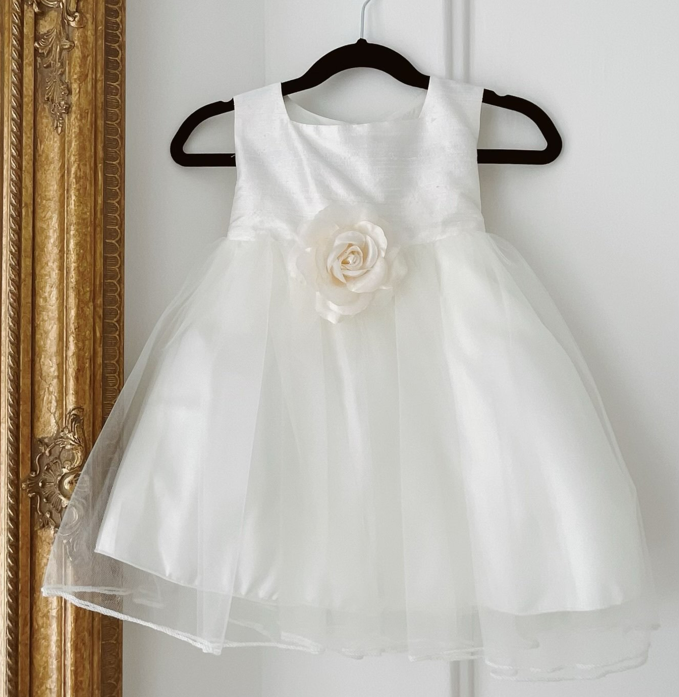 Flower girl dress in light ivory
