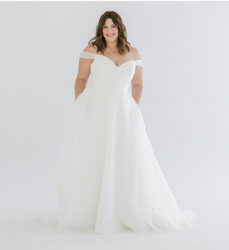 Off shoulder a-line dress organza