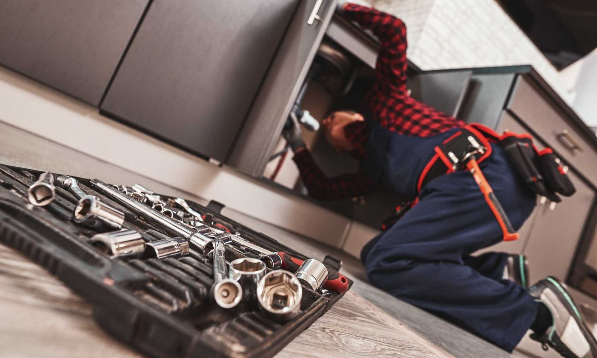 Emergency plumbing repair service for residential plumbing systems