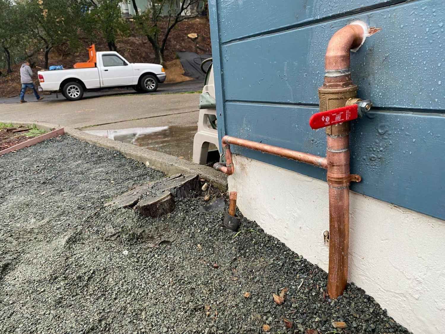 Residential repiping and plumbing pipe replacement service