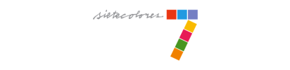 Número 7 estilizado formado por bloques multicolores junto a un logotipo con letras grises sobre fondo blanco.