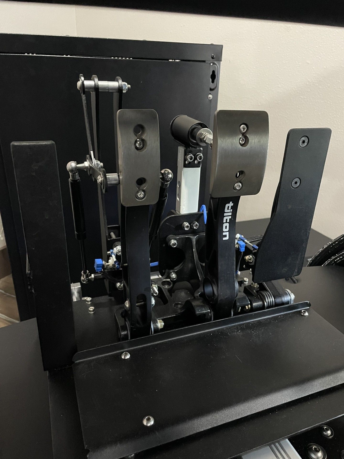 SimCraft demo and sales center in Sarasota, Florida 