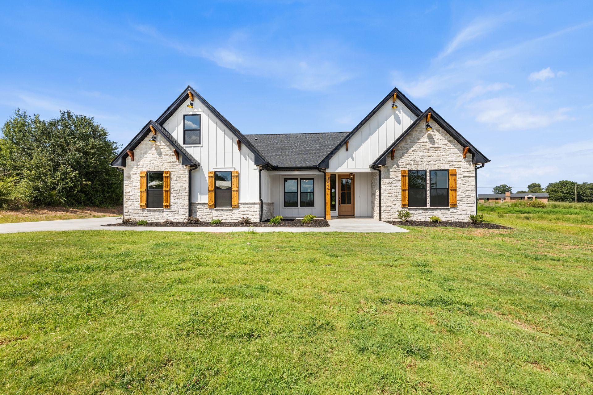 Craft Homes new construction home exterior at 1640 Old Dobbins Bridge Road in Townville, South Carolina
