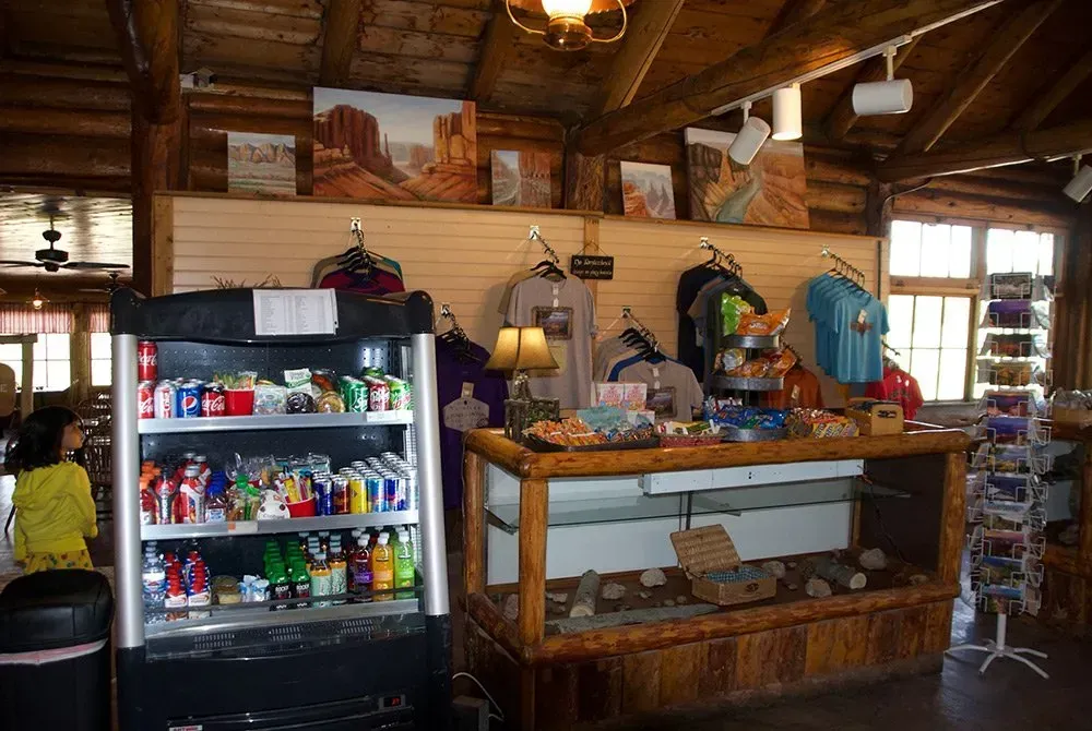 A store filled with lots of food and drinks