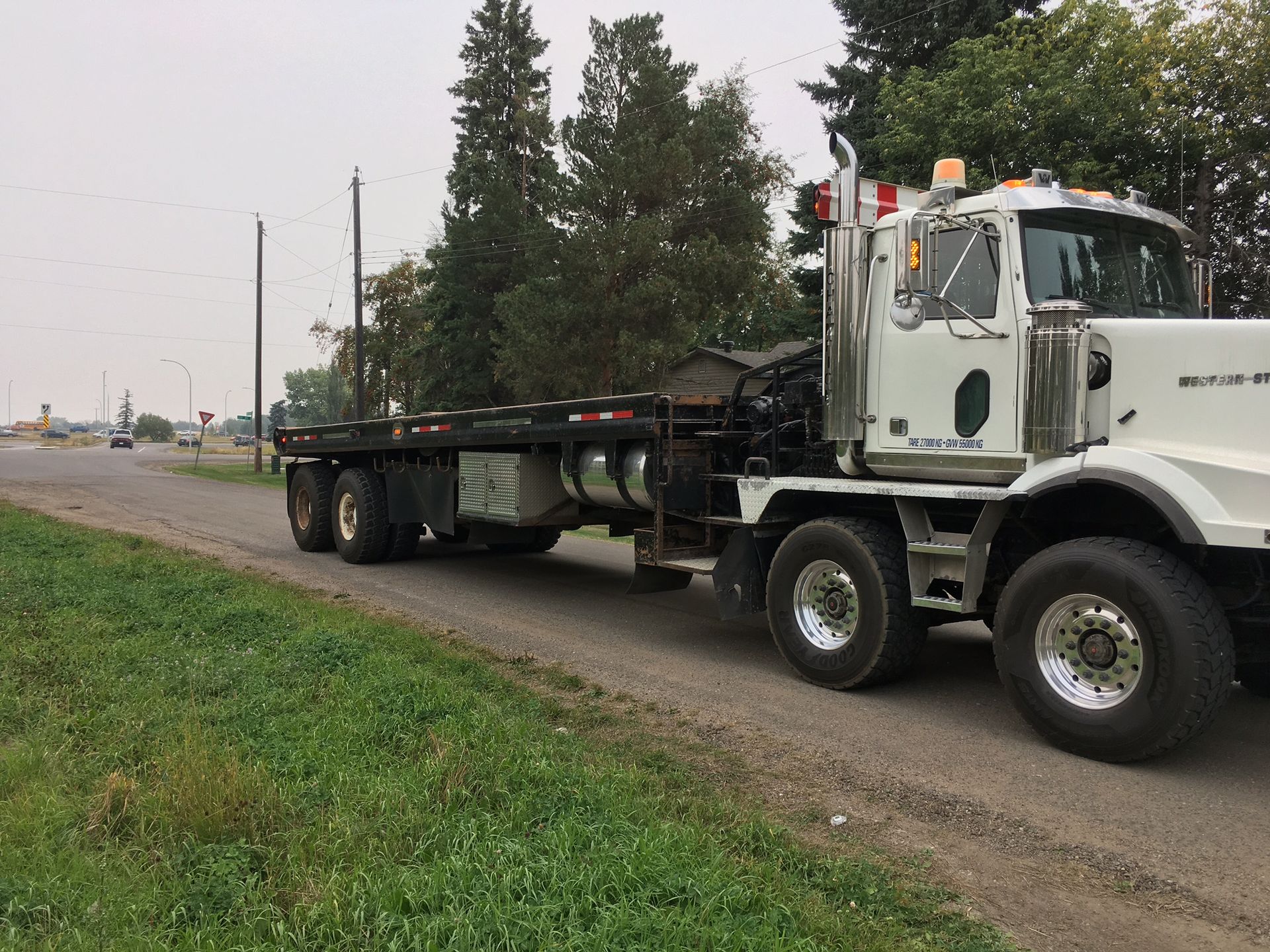 Used 2006 Western Star 4900SA T/A T/A Bed Truck For Sale