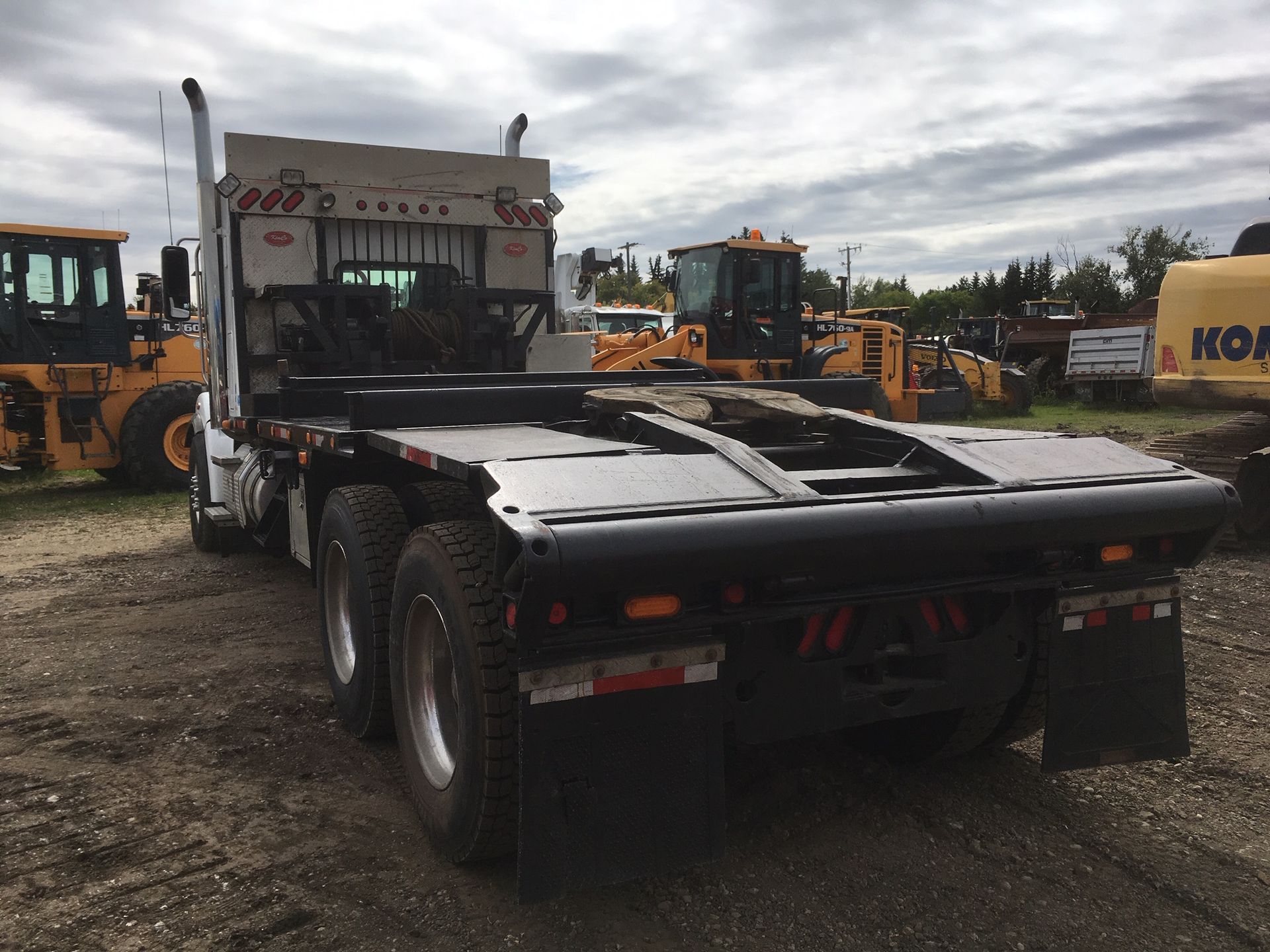 Used 2012 Freightliner Coronado SD T/A Texas Bed Winch Truck For Sale
