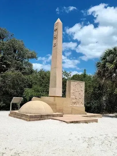 Hvac-Contractor-Bradenton-A large obelisk in the middle of a field with trees in the background