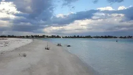 Hvac-Contractor-Bradenton-There is a small island in the middle of the ocean.