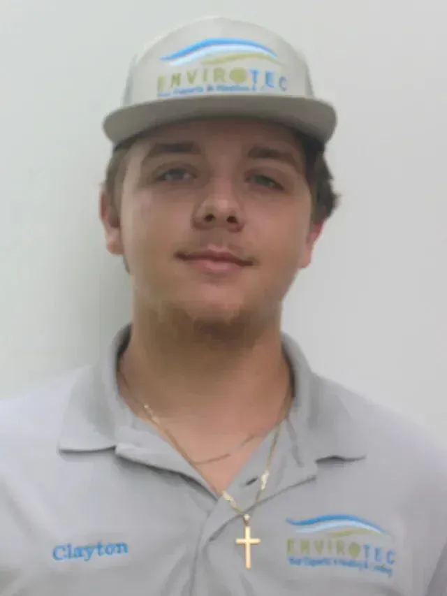 Hvac-Contractor-Bradenton-Man wearing a white hat and shirt with 