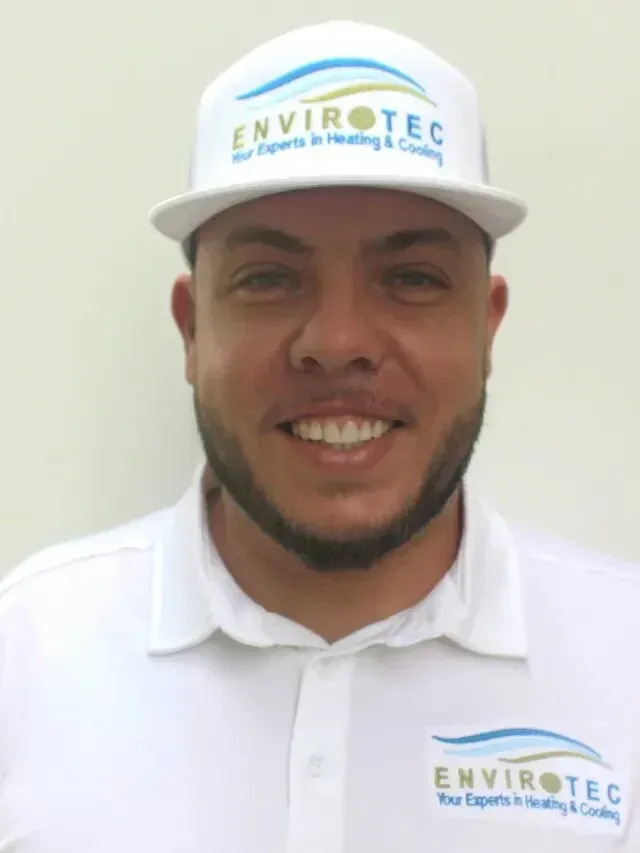 Hvac-Contractor-Bradenton-Man wearing a white hat and shirt with 