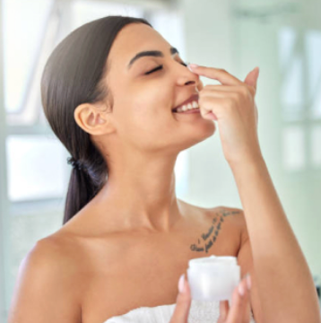 regenerative skincare treatment application, bio engineered growth factor serum, healthy glowing skin close up, hair restoration treatment results, fuller thicker eyelashes result, women’s wellness regenerative therapy, dermatologist applying growth factor serum, clinical aesthetic treatment procedure, before and after skin rejuvenation, advanced regenerative aesthetics product line
