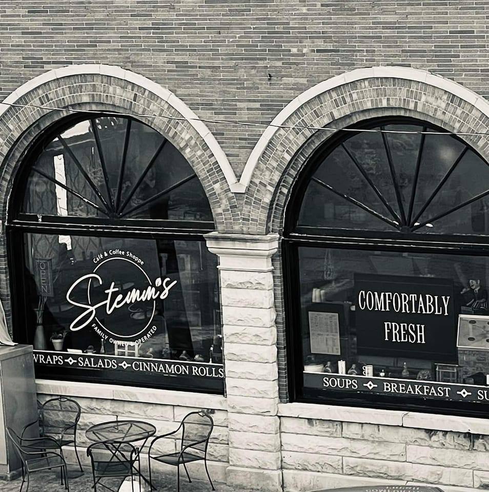 A black and white photo of a restaurant called stern 's