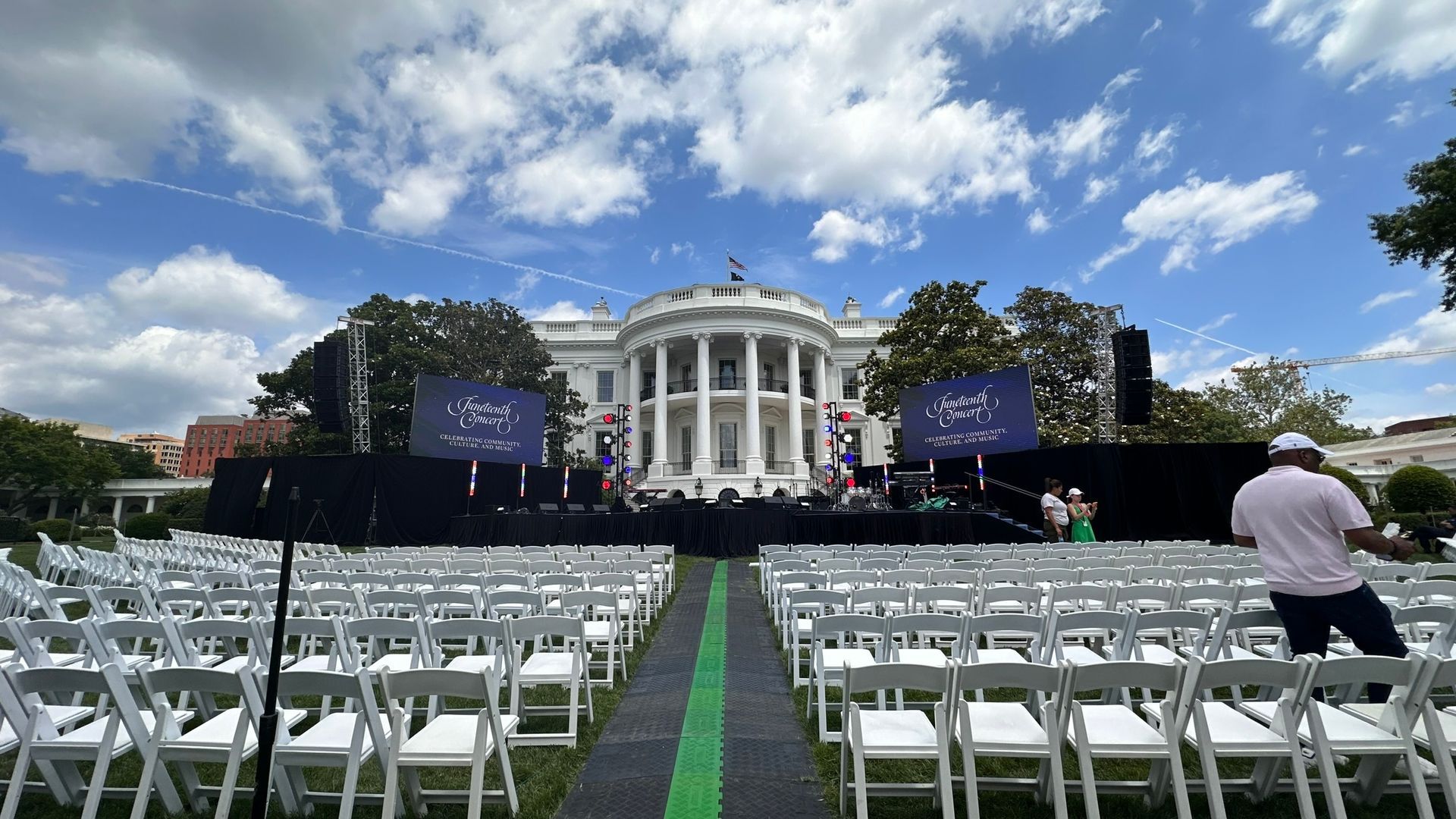 Mobile LED Video Trailer 17x10 White House Washington DC