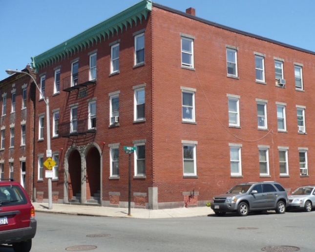 210-212 MAVERICK ST