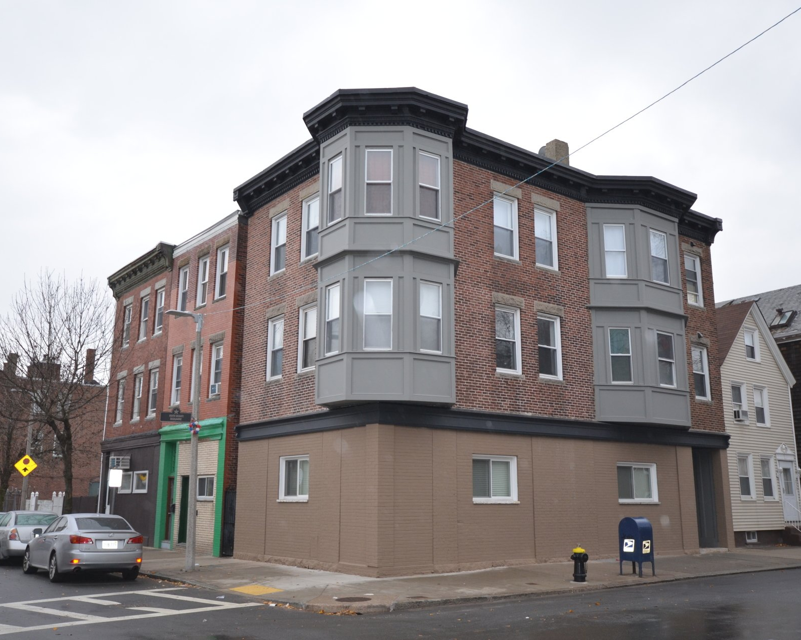 241 MAVERICK ST