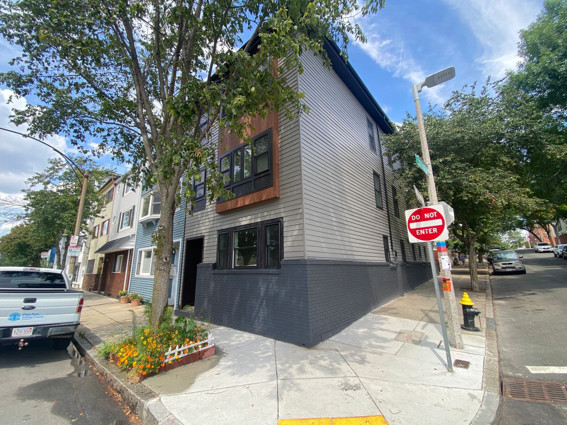 126-128 MARGINAL ST