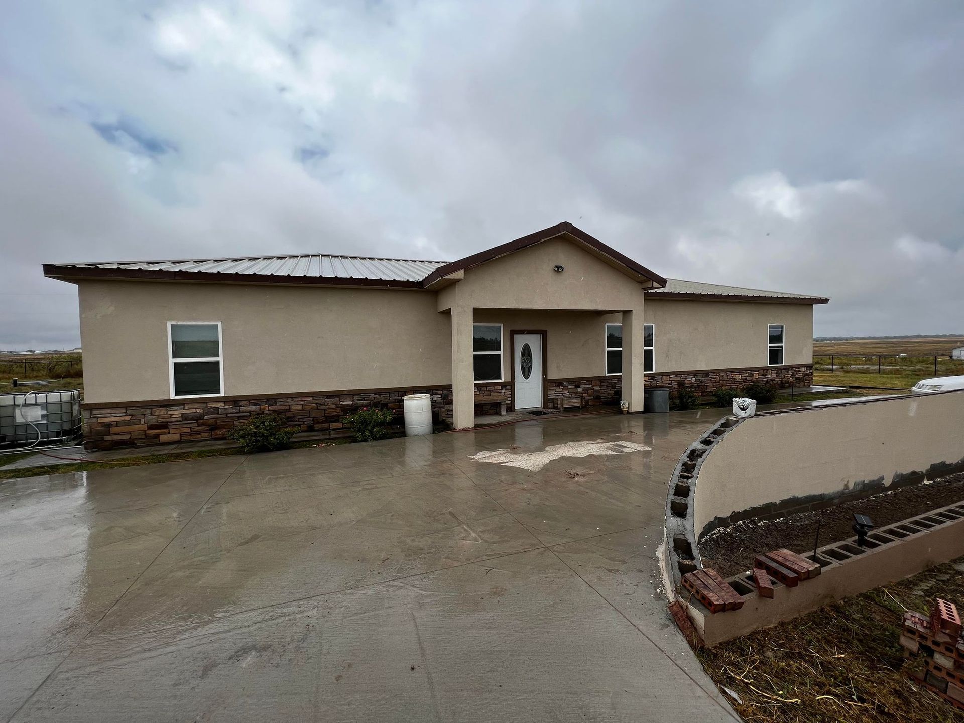 330,000 2840 Arapaho Drive