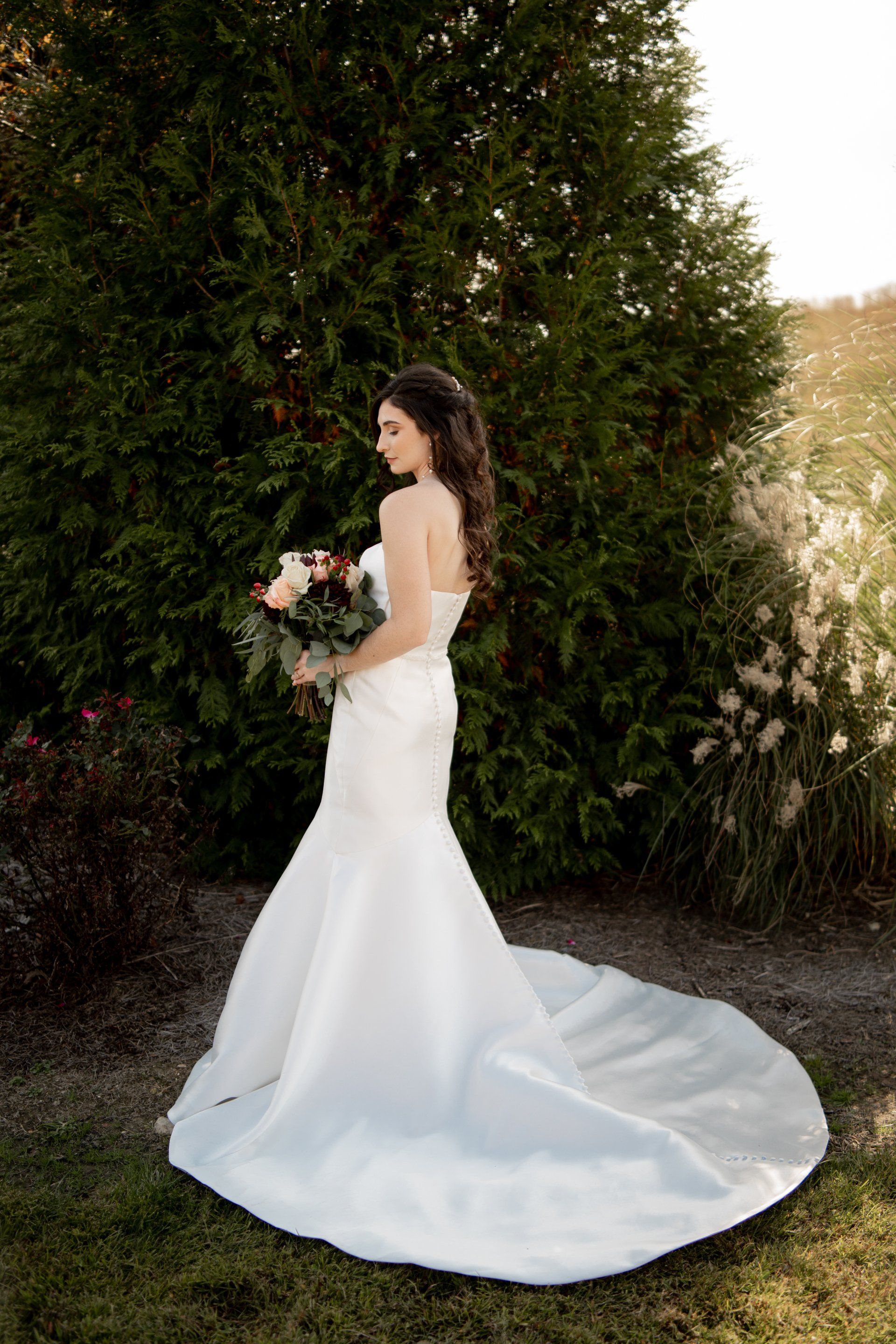 Chattanooga Bridal Portrait of a bride holding her bouquet at Howe Farms photographed by a Chattanooga Wedding Photographer