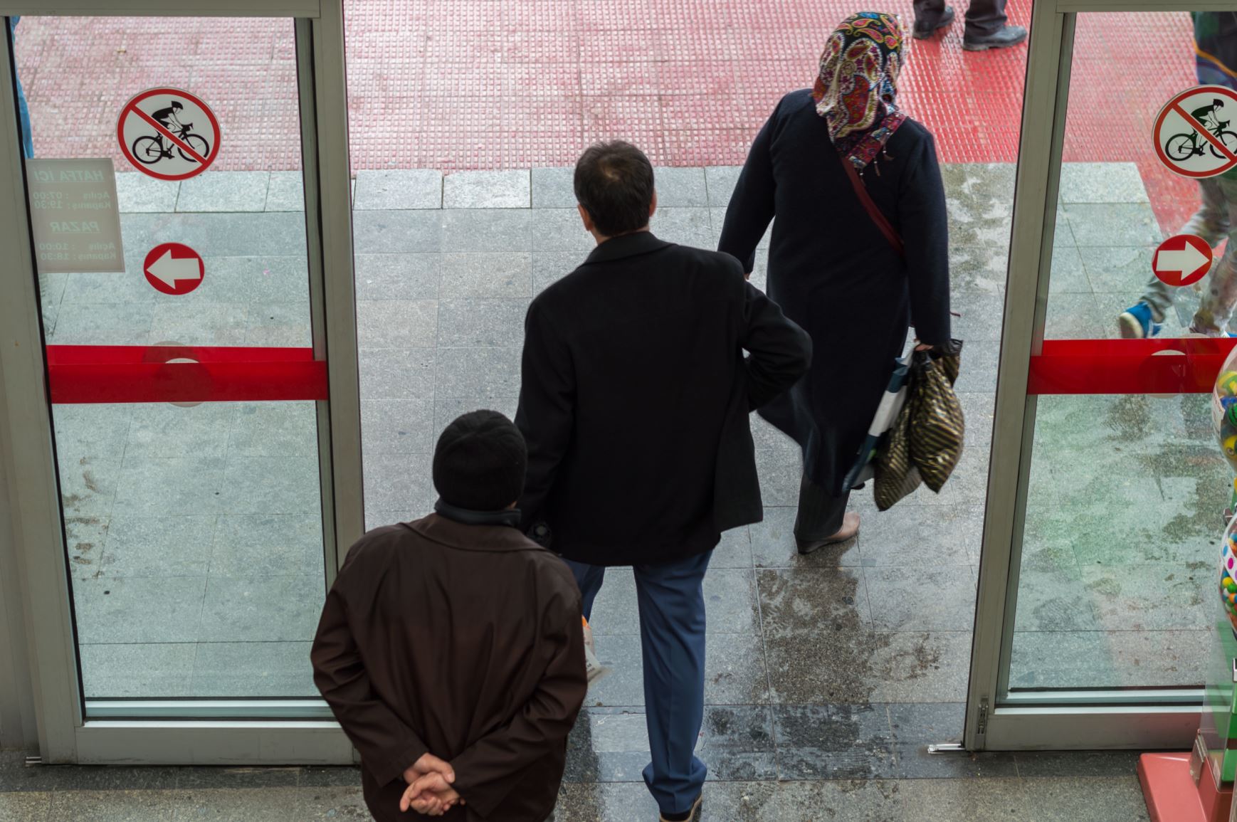 Automatic-door-opening