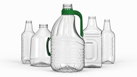 Tres botellas de líquido color ámbar con tapones marrones sobre un fondo gris claro.