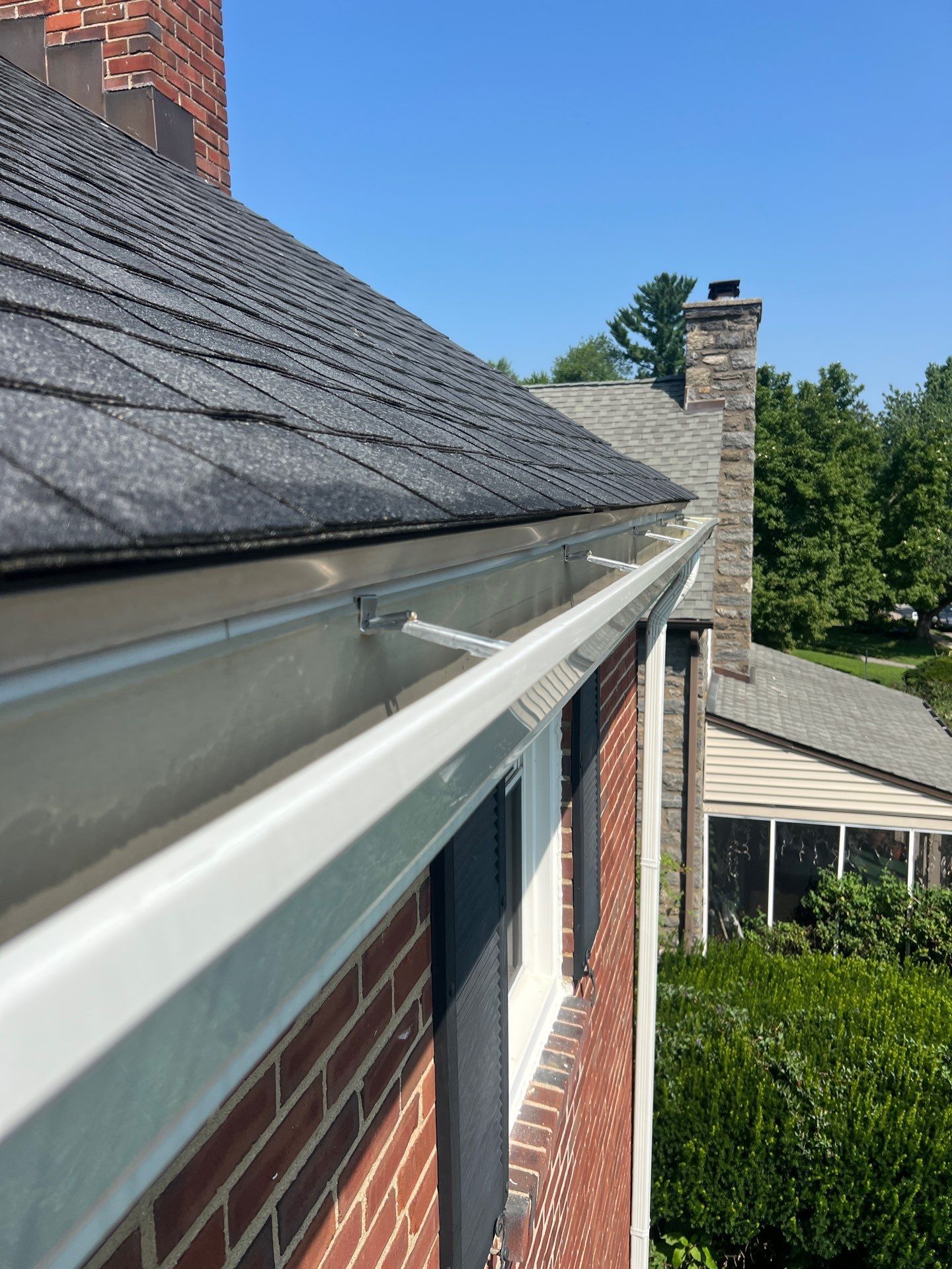 Seamless gutter installation completed by Joyland Roofing on Trent Road in Penn Wynne, PA
