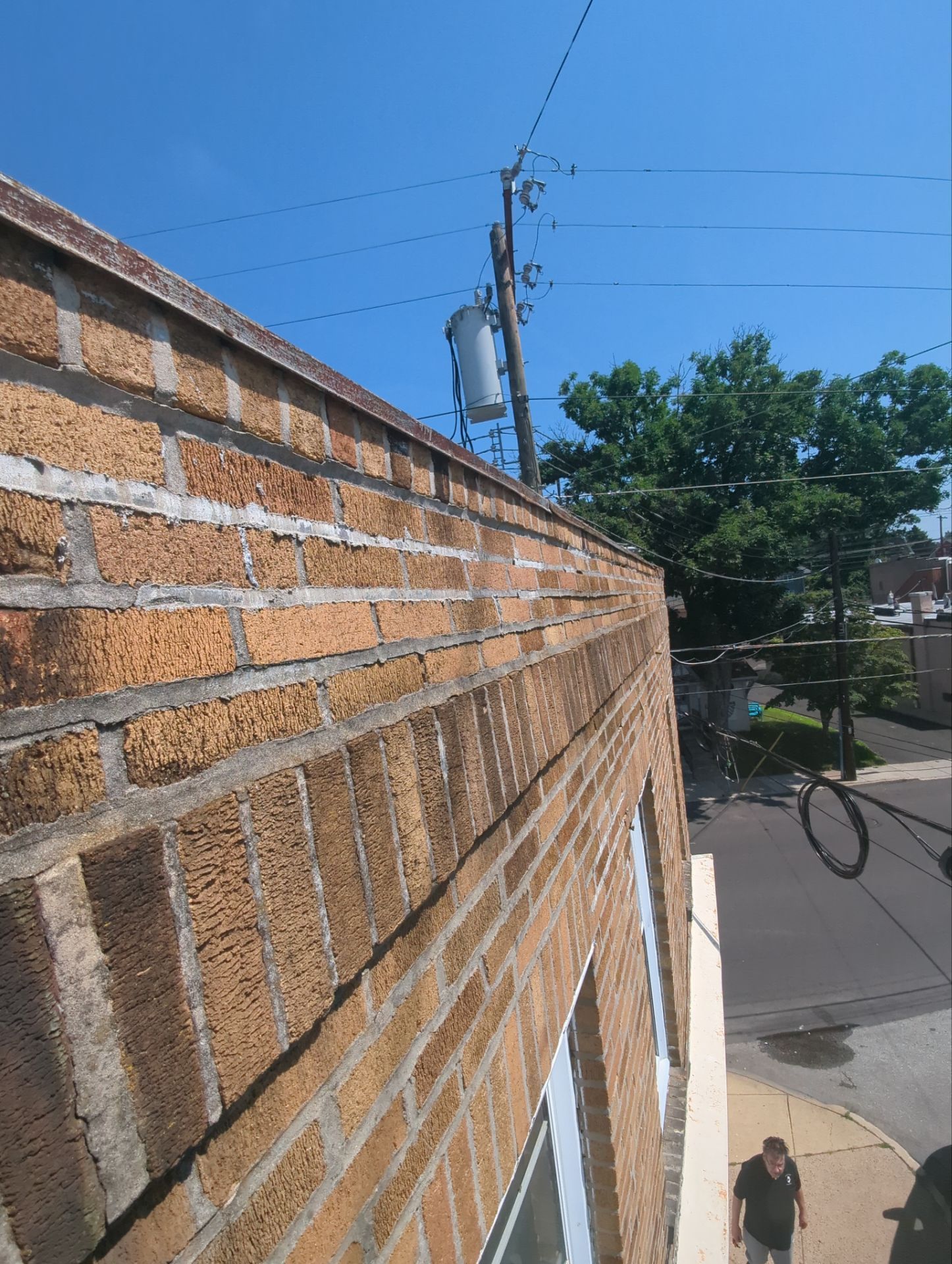 Brick parapet wall and roof edge inspected on East Glennside Avenue in Wyndmoor, PA