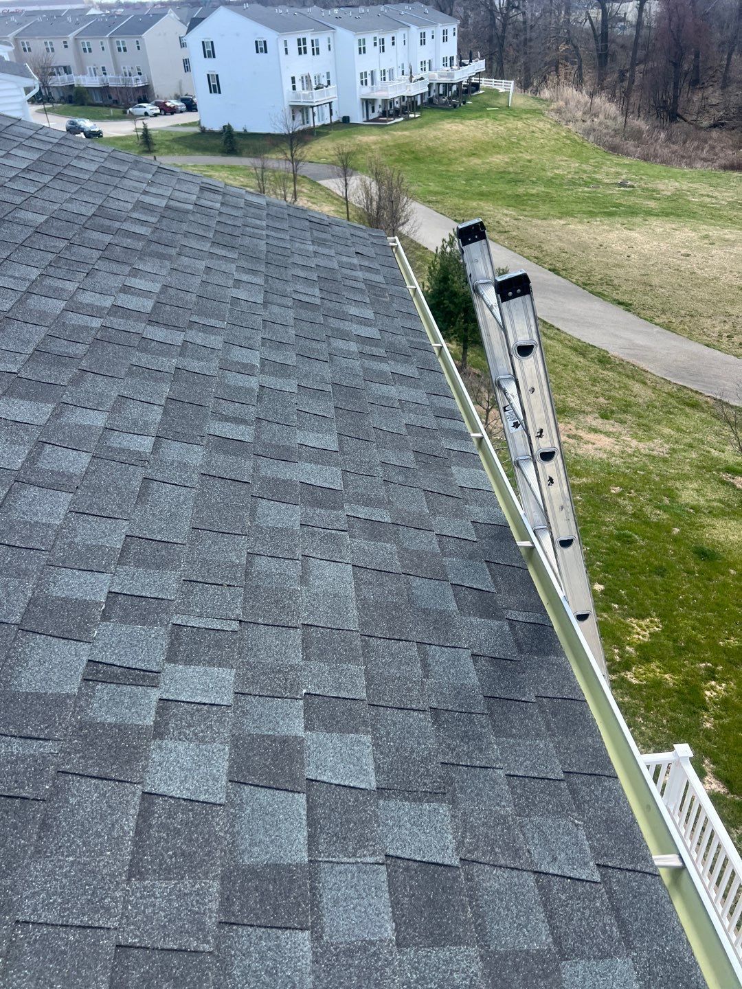New asphalt shingle roof replacement on a Wyncote, PA home
