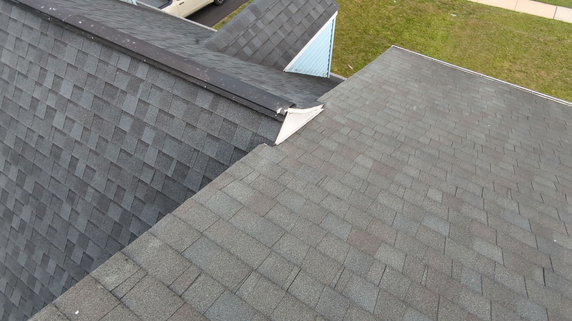 Completed asphalt shingle roof replacement on Conoy Avenue featuring new architectural shingles, ridge cap installation, and upgraded roof protection in Elizabethtown, PA.