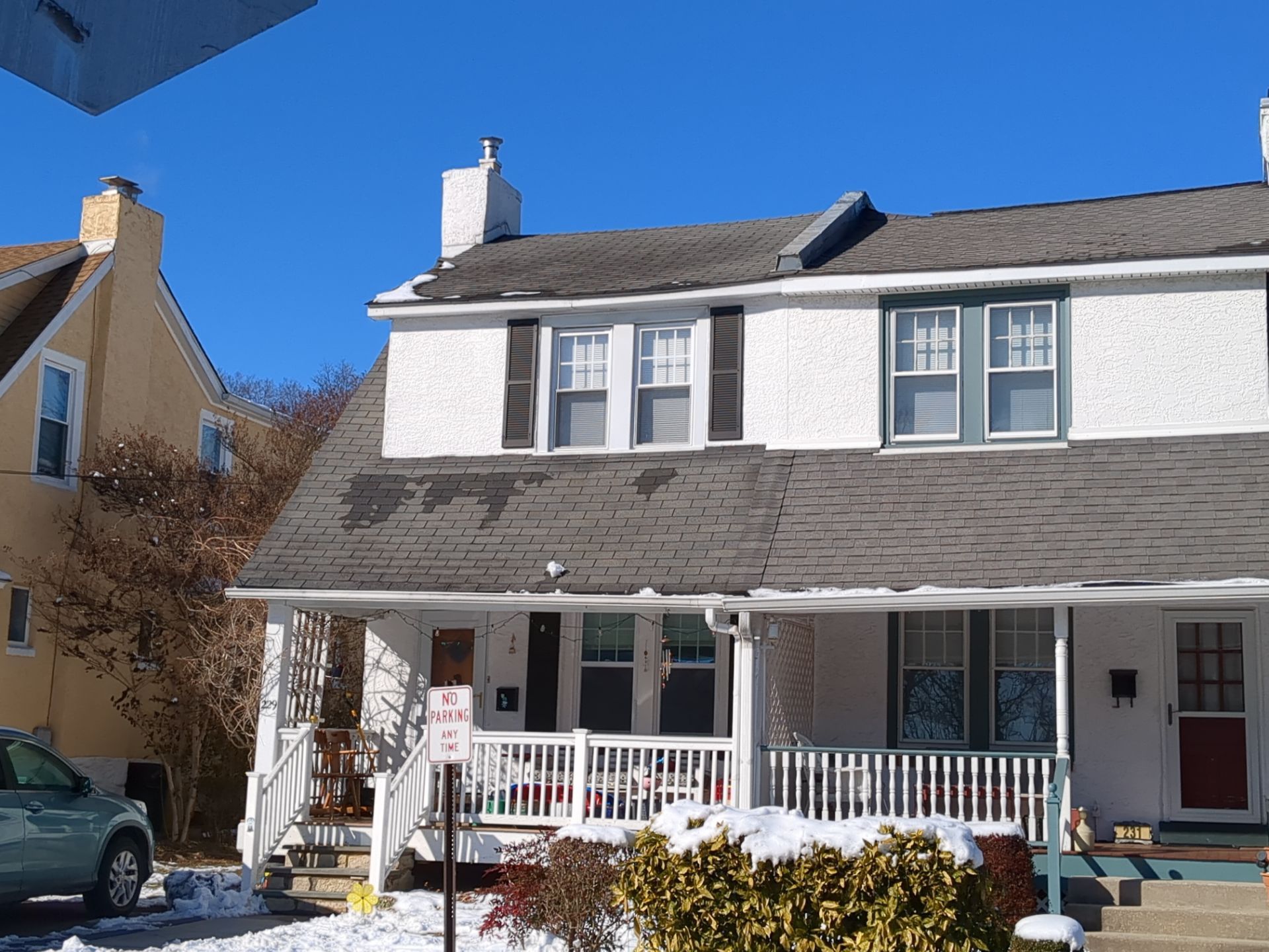 Residential asphalt shingle roof on Wayne Avenue