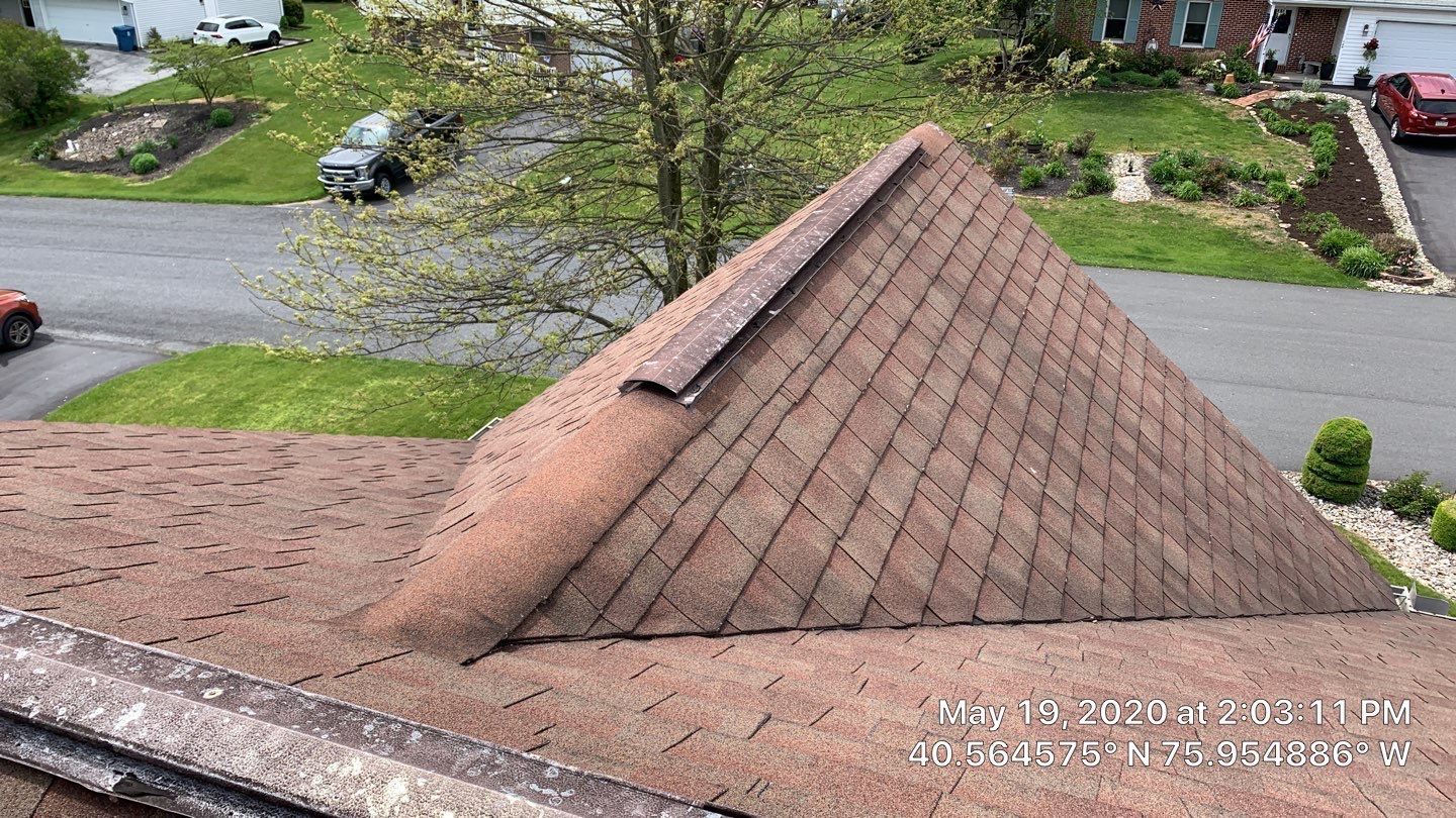 Asphalt shingle roof with ridge cap on Southeast Drive in Hamburg, PA.