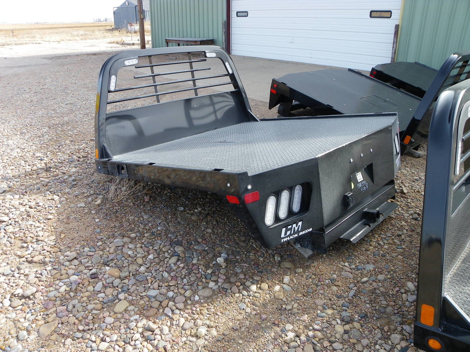 CM Truck Bed Chevy /Dodge Single Wheel