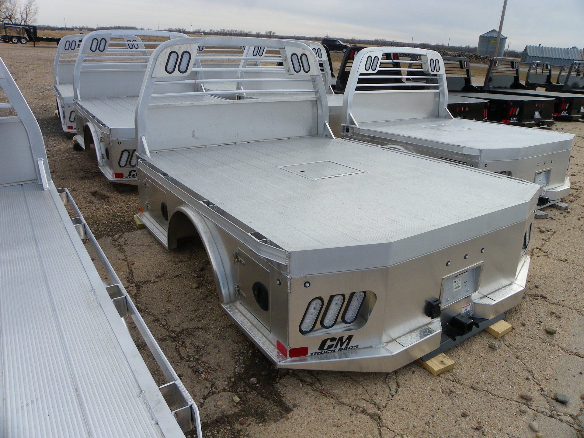 CM Truck Bed Dodge Single Wheel Long Bed